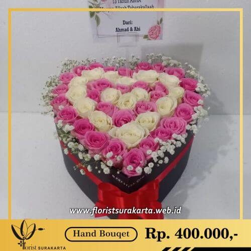 florist surakarta - hand bouqet 400 -2